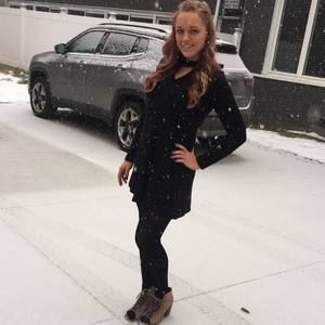 Meet your Posher, Jordyn